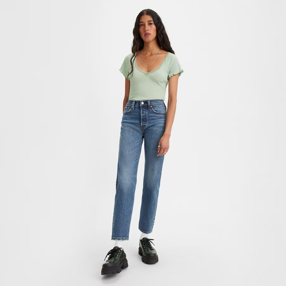Levi Strauss High Rise Wedgie Straight Fit Women’s Jeans- Size 25